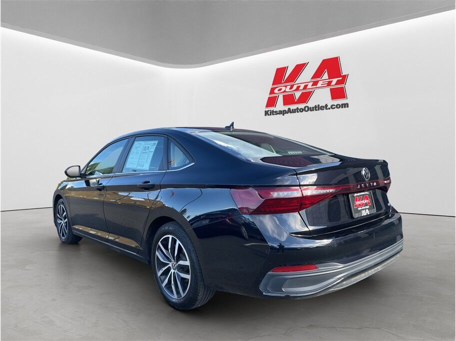 2025 Volkswagen Jetta 1.5T SE Sedan 4D