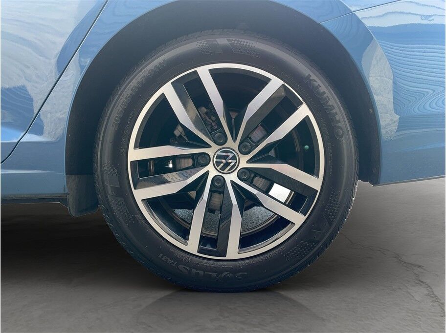 2025 Volkswagen Jetta 1.5T SE Sedan 4D Port Orchard WA