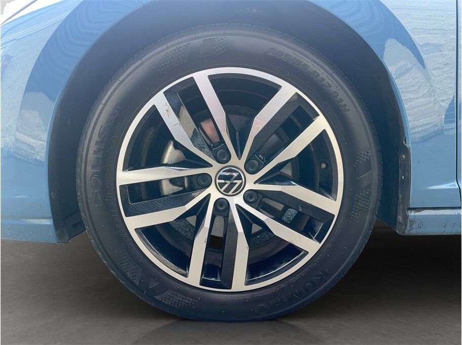 2025 Volkswagen Jetta 1.5T SE Sedan 4D Port Orchard WA