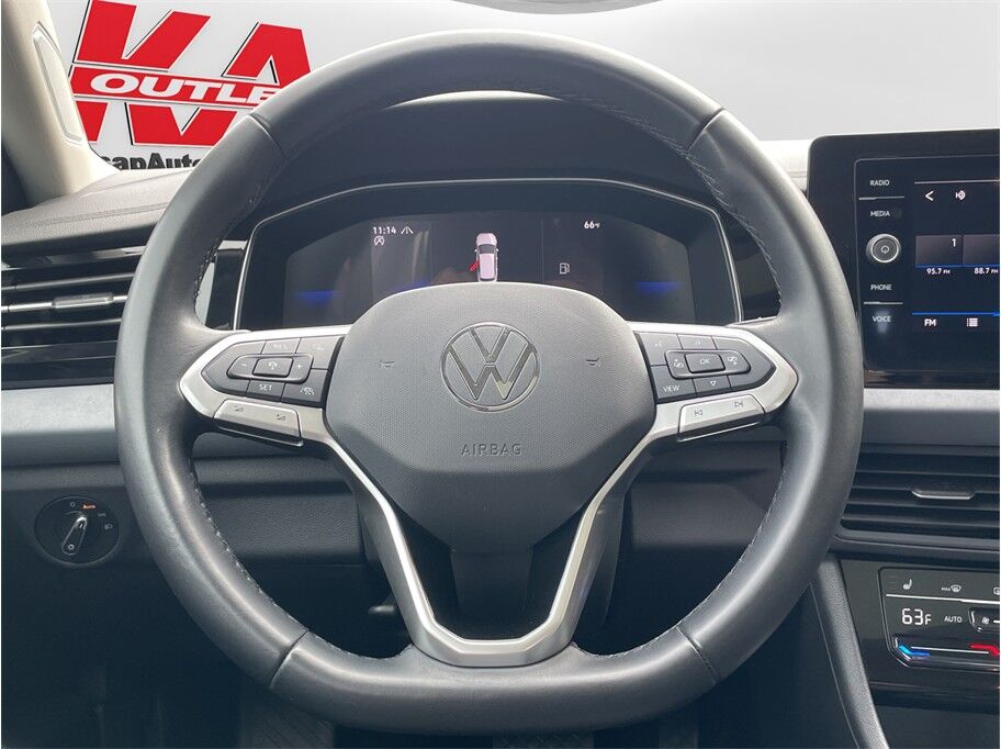 2025 Volkswagen Jetta 1.5T SE Sedan 4D Port Orchard WA