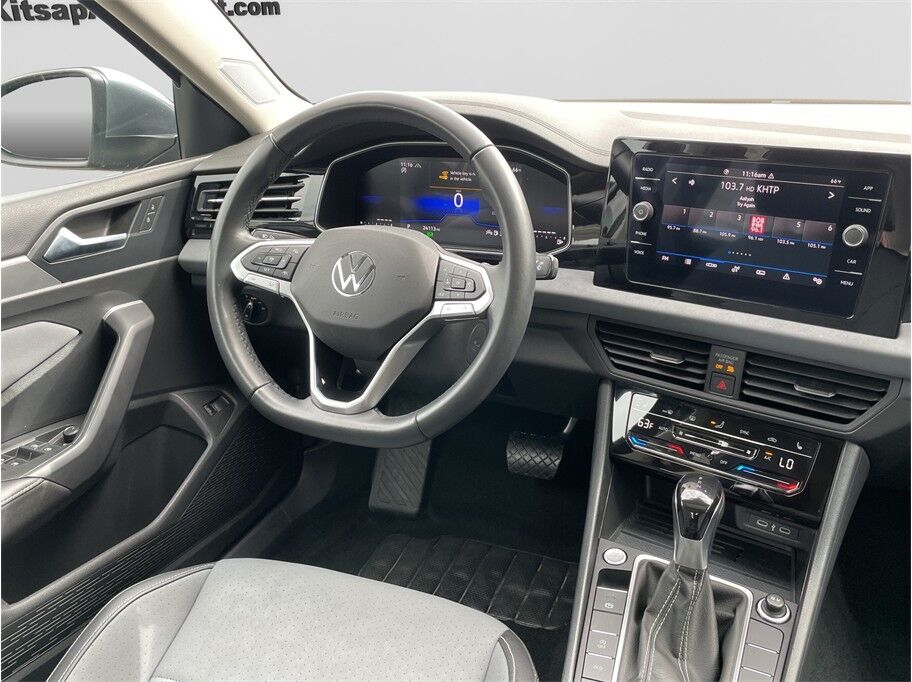 2025 Volkswagen Jetta 1.5T SE Sedan 4D Port Orchard WA