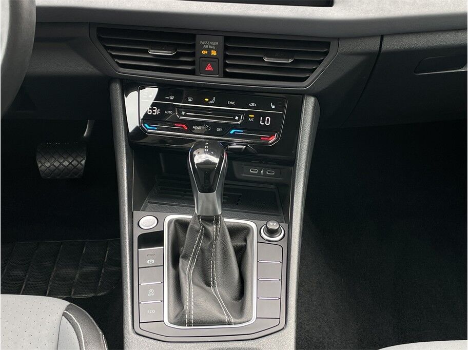 2025 Volkswagen Jetta 1.5T SE Sedan 4D Port Orchard WA