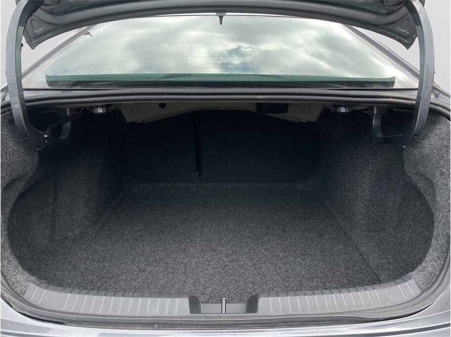 2025 Volkswagen Jetta 1.5T SE Sedan 4D Port Orchard WA