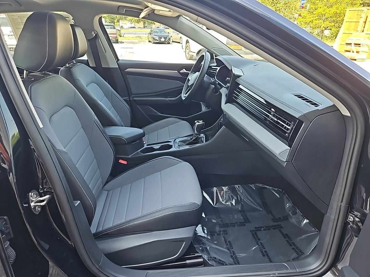 2025 Volkswagen Jetta 1.5T SE Waldorf MD