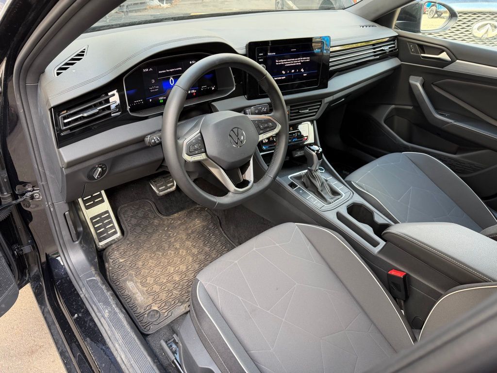 2025 Volkswagen Jetta 1.5T Sport Orange MA