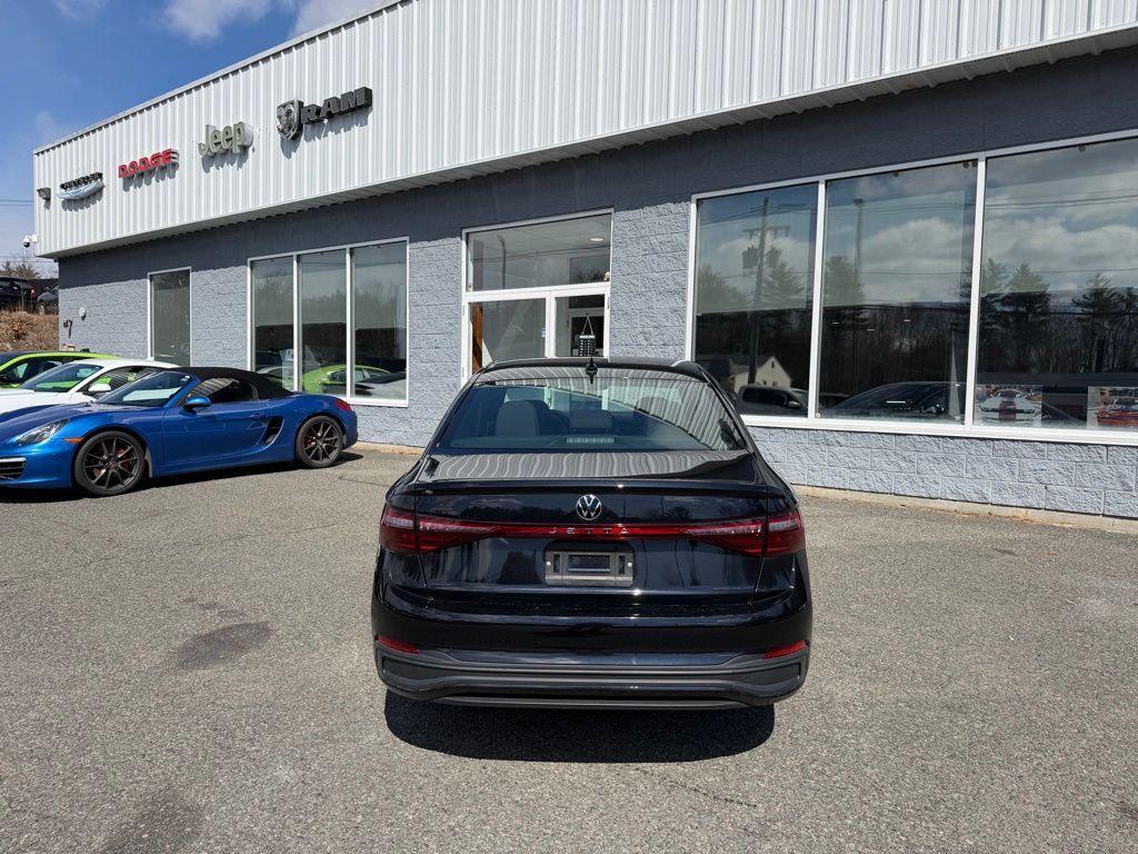 2025 Volkswagen Jetta 1.5T Sport Orange MA
