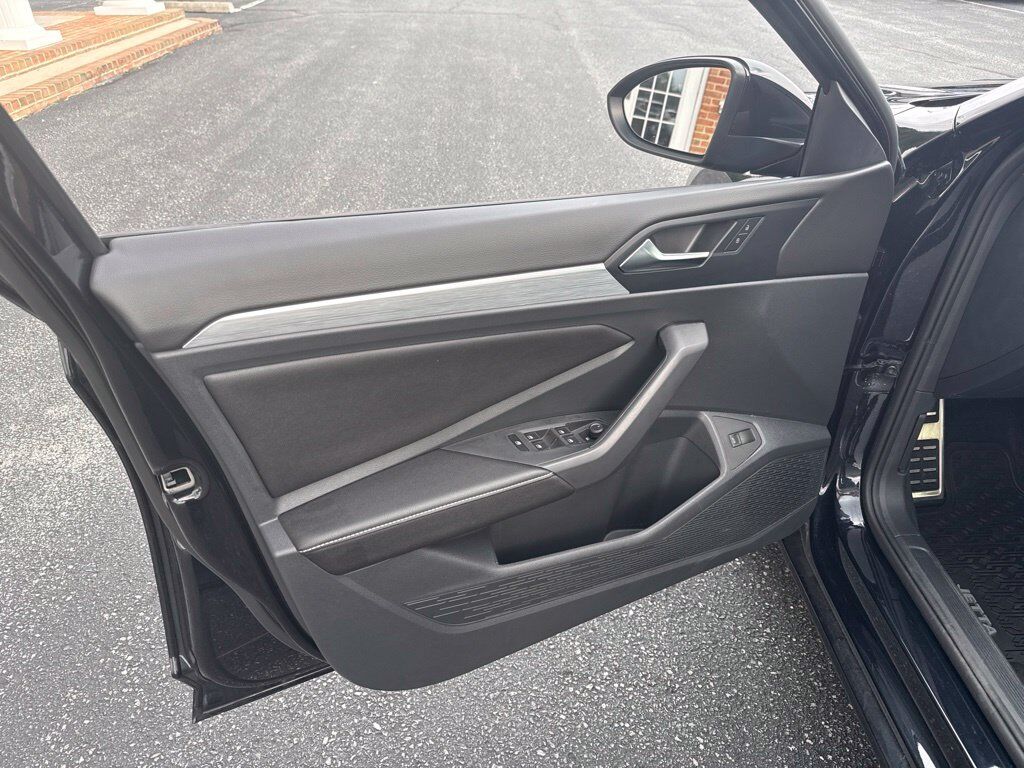 2025 Volkswagen Jetta 1.5T Sport Mount Joy PA