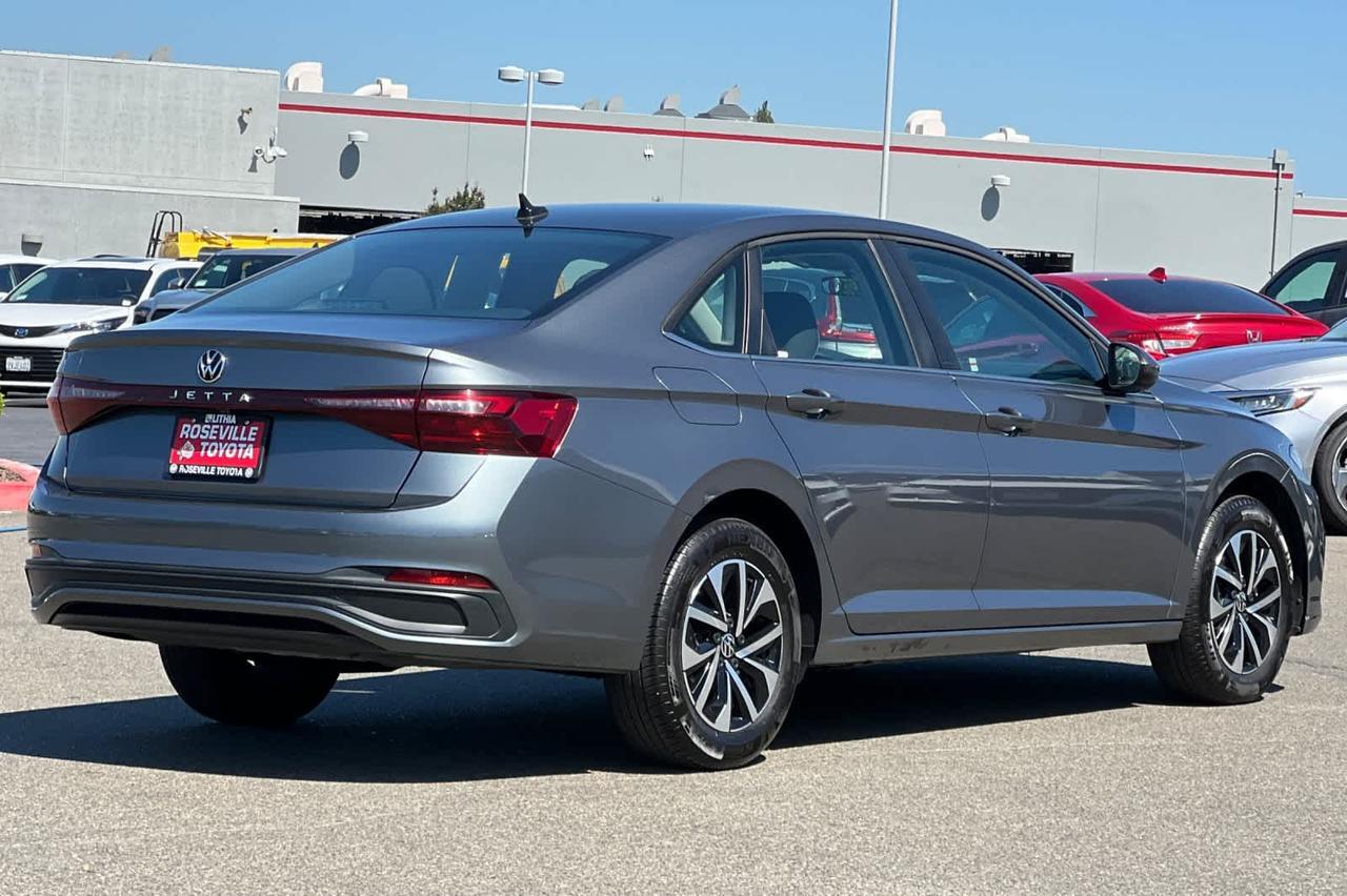 2025 Volkswagen Jetta S