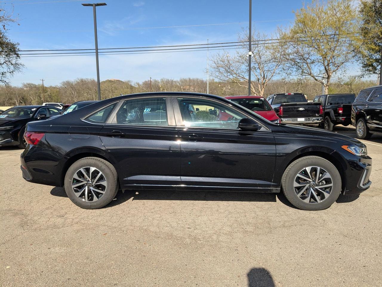2025 Volkswagen Jetta S
