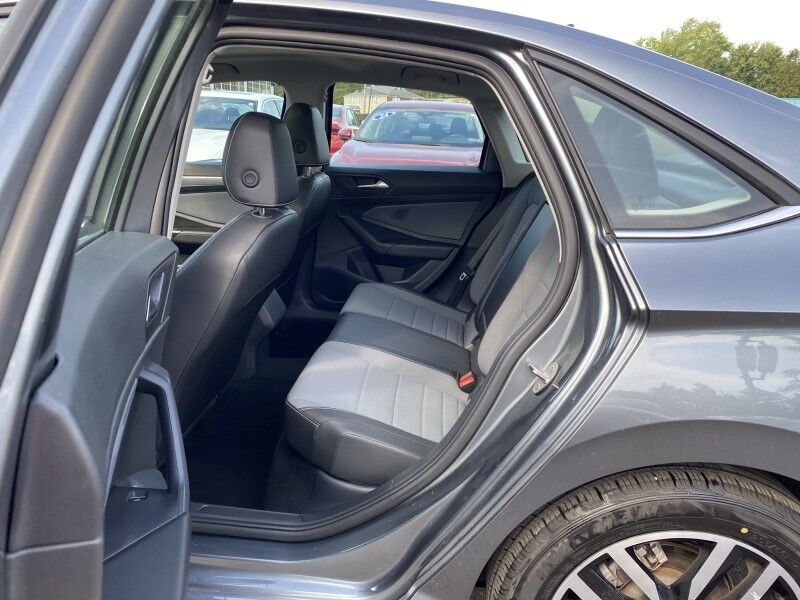 2025 Volkswagen Jetta SE Bristol  PA