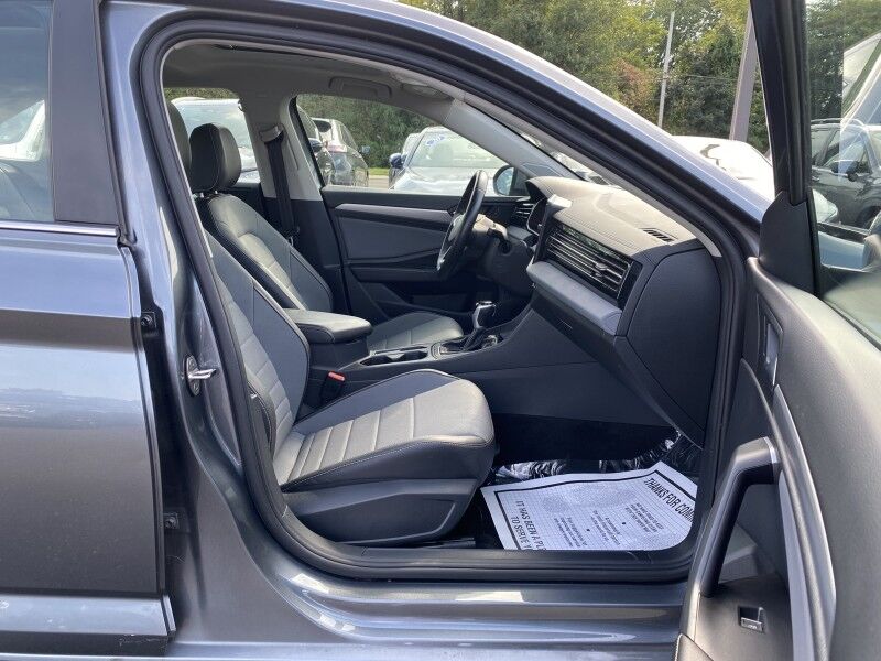 2025 Volkswagen Jetta SE Bristol  PA