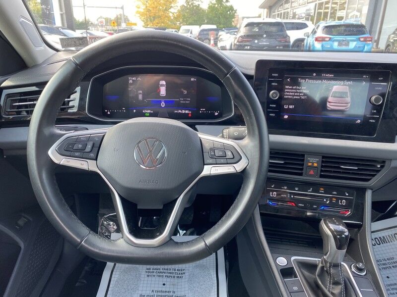 2025 Volkswagen Jetta SE