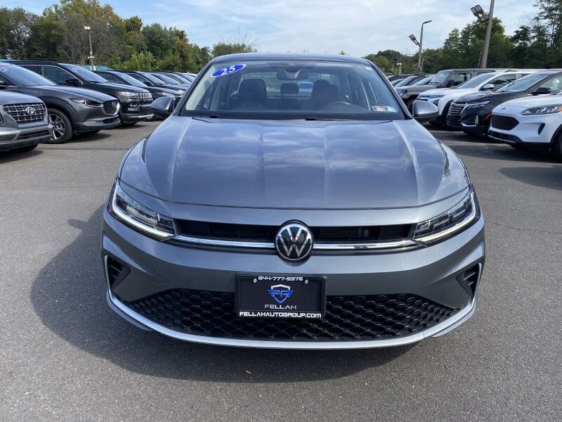 2025 Volkswagen Jetta SE Bristol  PA