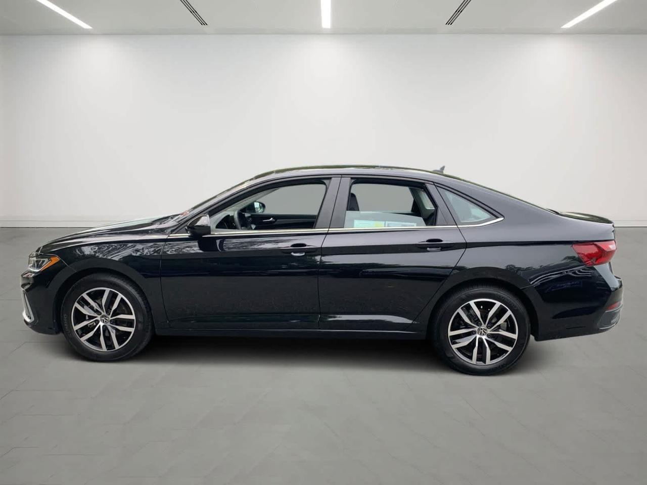 2025 Volkswagen Jetta SE Dartmouth MA