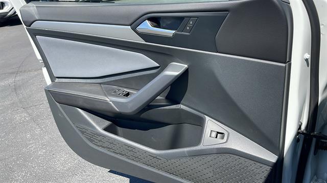 2025 Volkswagen Jetta SE Corona CA