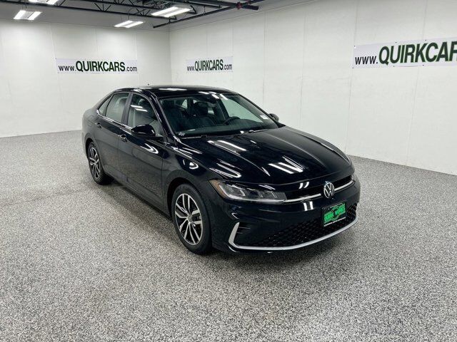 2025 Volkswagen Jetta SE Oshkosh WI