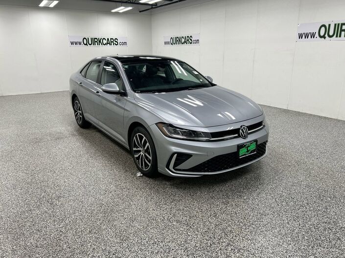 2025 Volkswagen Jetta SE Oshkosh WI