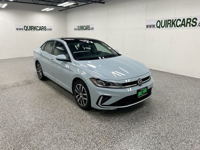 2025 Volkswagen Jetta SE Oshkosh WI