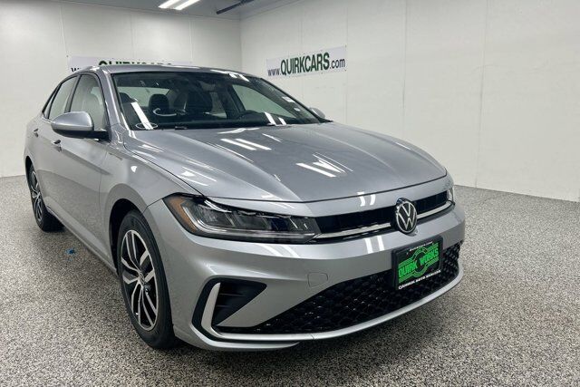 2025 Volkswagen Jetta SE Oshkosh WI