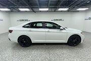 2025 Volkswagen Jetta SE Oshkosh WI