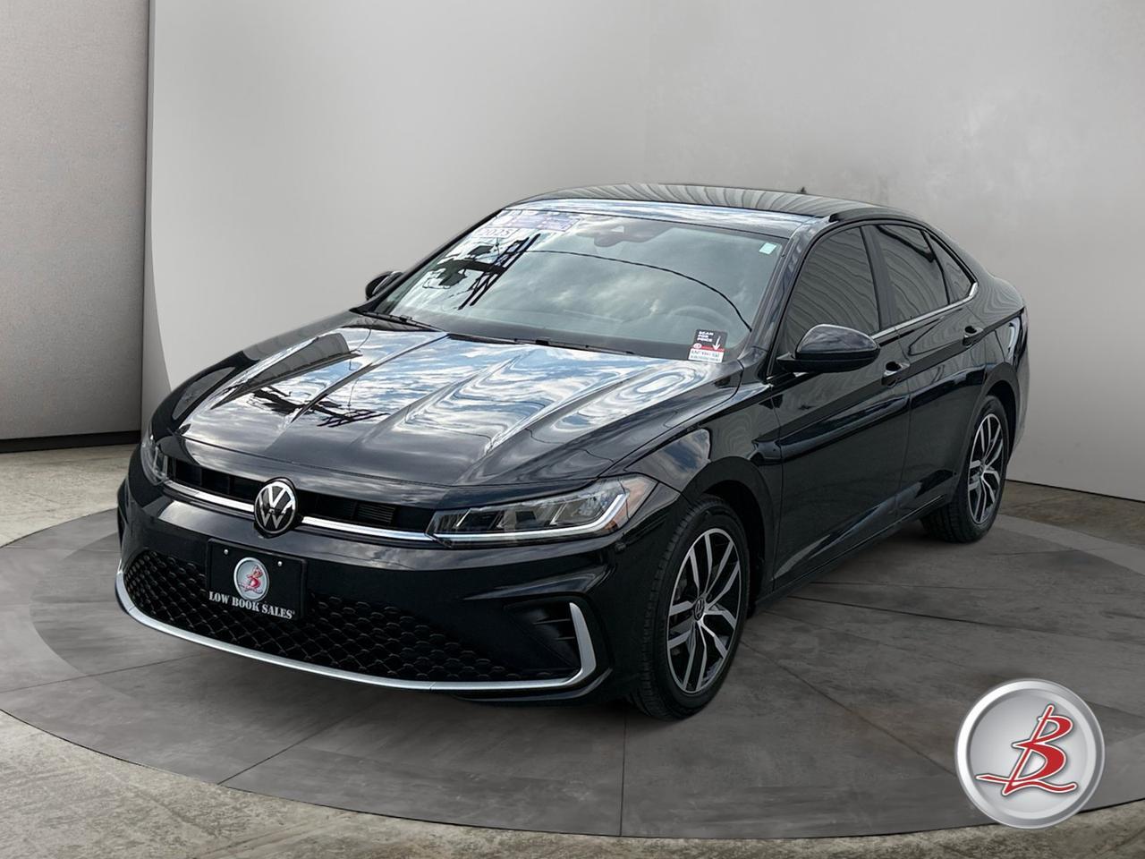 2025 Volkswagen Jetta SE