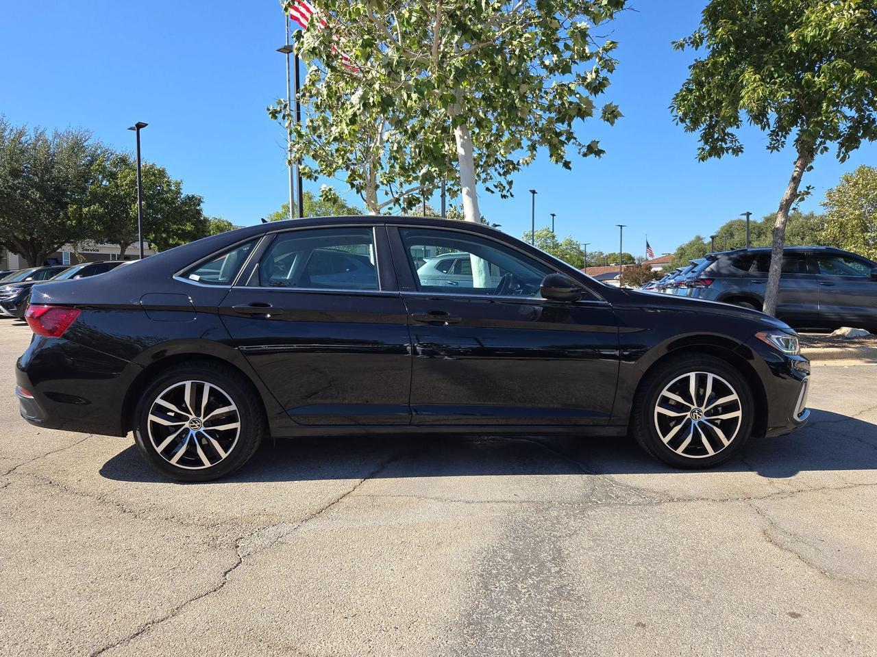 2025 Volkswagen Jetta SE