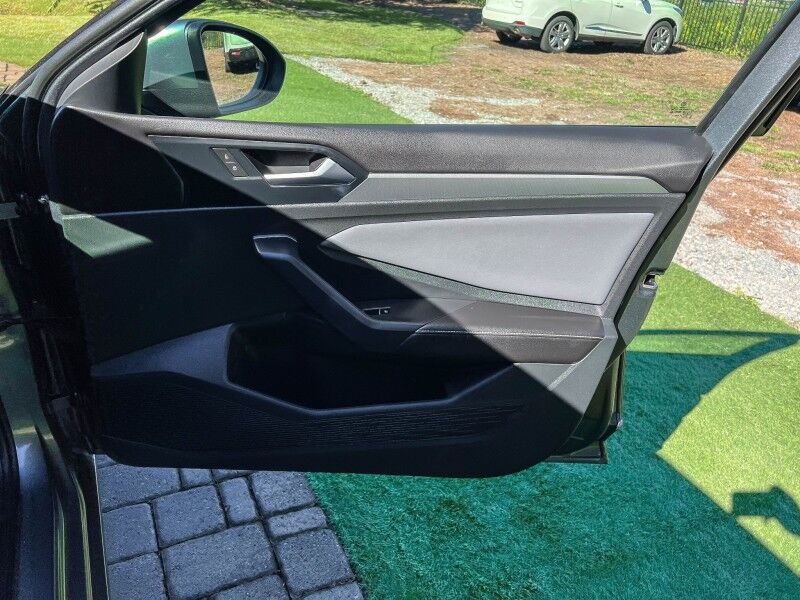 2025 Volkswagen Jetta SE Wilmington NC