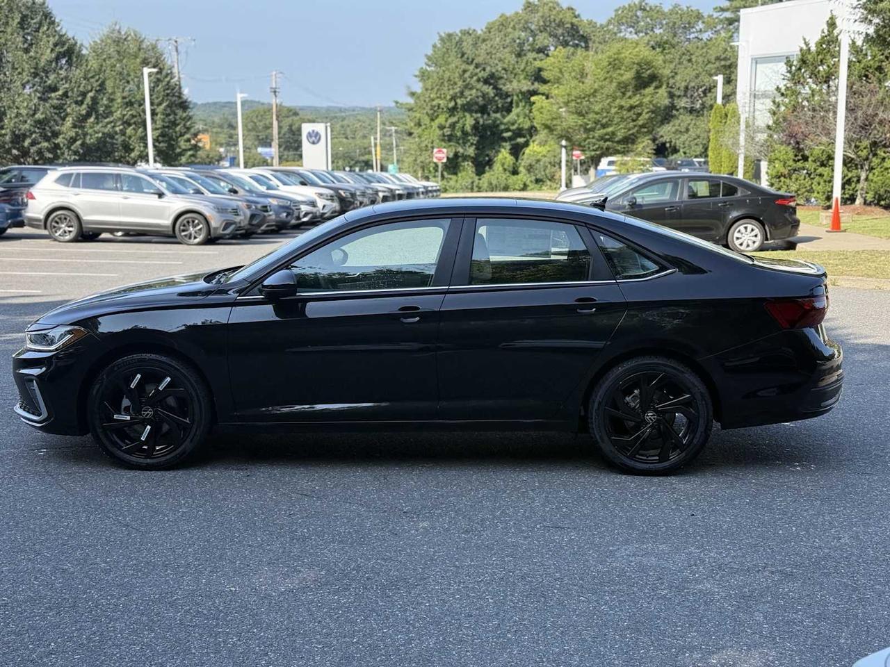 2025 Volkswagen Jetta SE Medford MA
