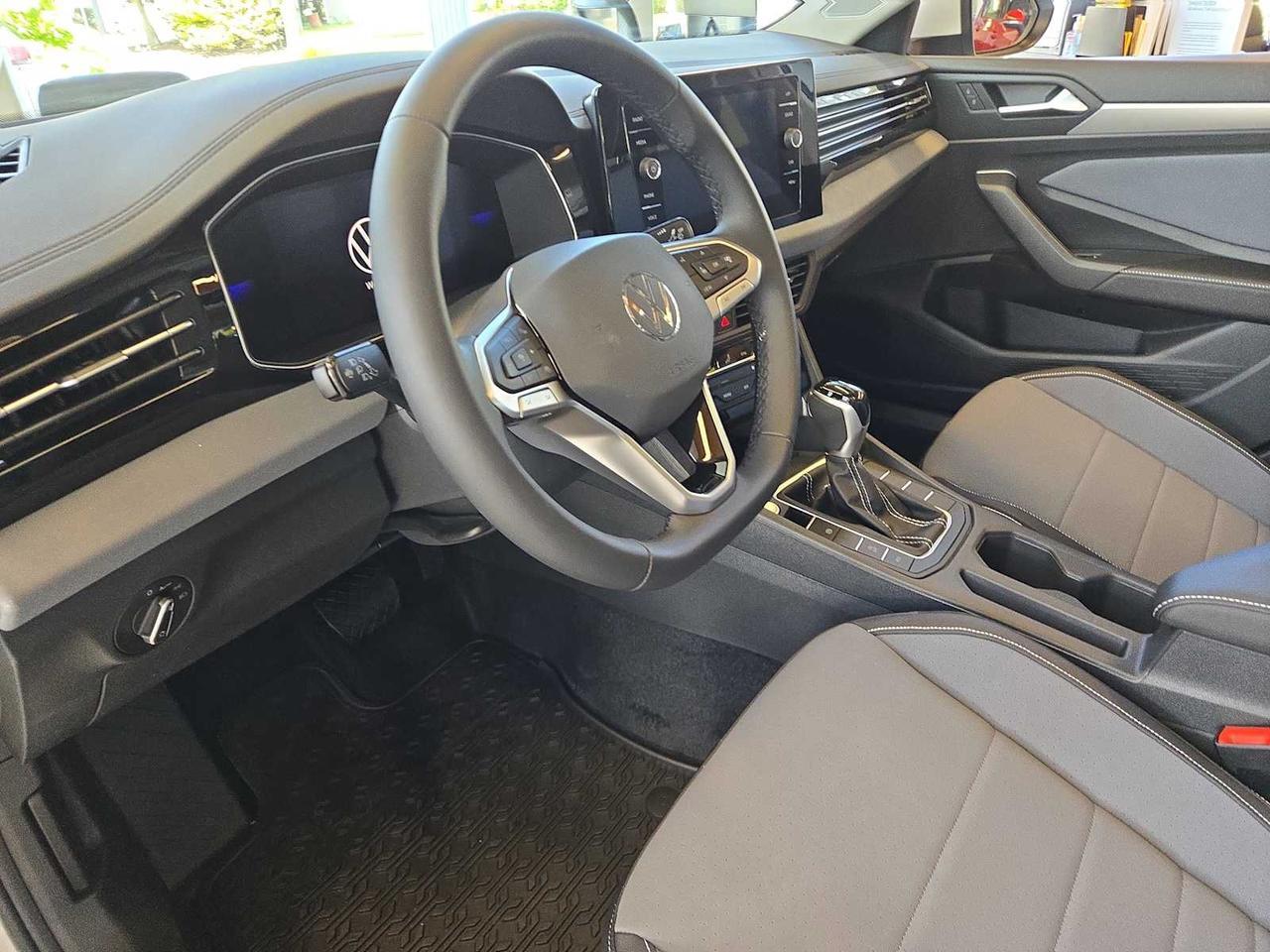 2025 Volkswagen Jetta SE Wellesley MA