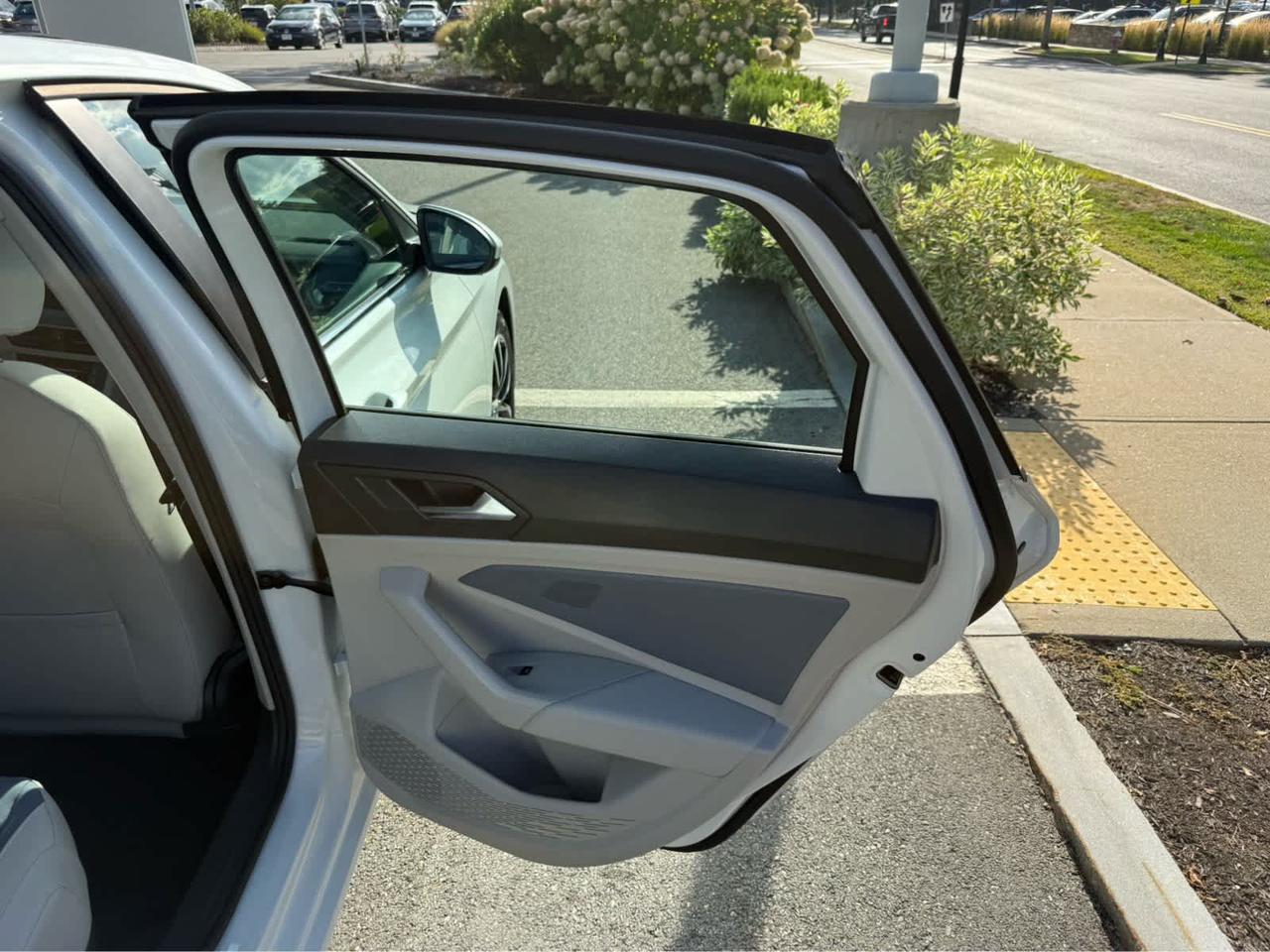 2025 Volkswagen Jetta SE Wellesley MA