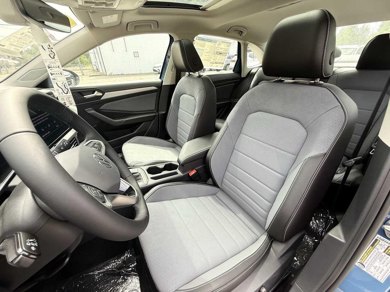 2025 Volkswagen Jetta SE Westborough MA