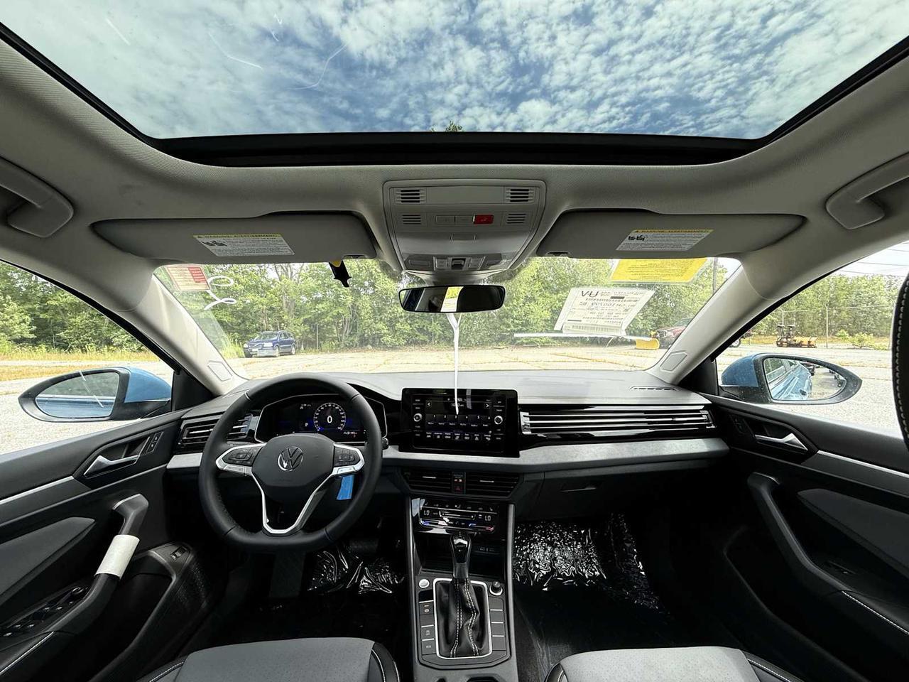 2025 Volkswagen Jetta SE Westborough MA