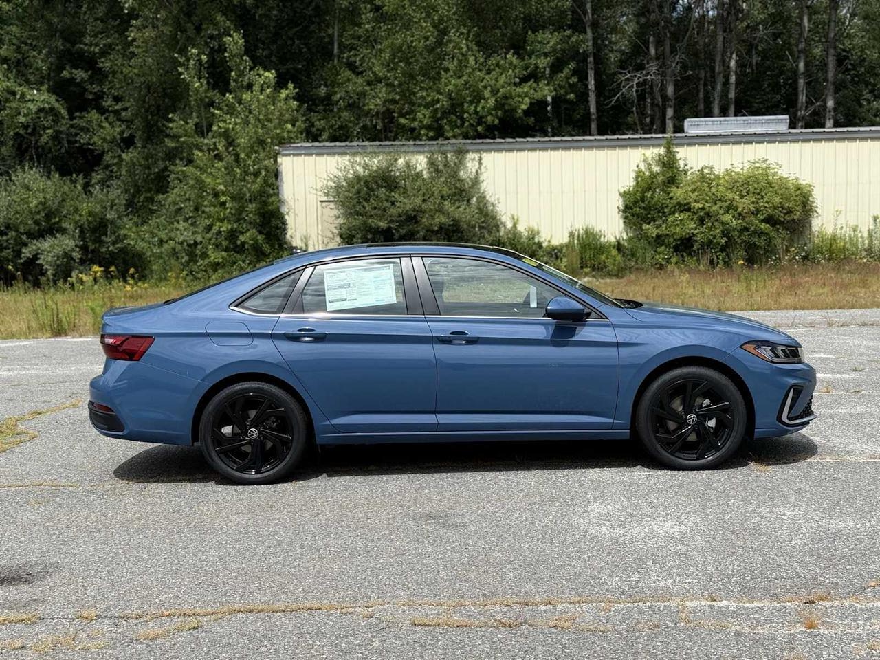 2025 Volkswagen Jetta SE Westborough MA