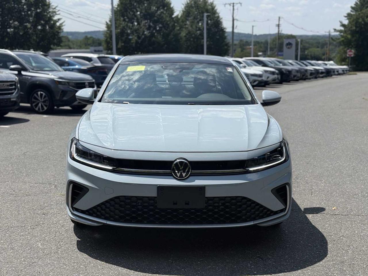 2025 Volkswagen Jetta SE Westborough MA