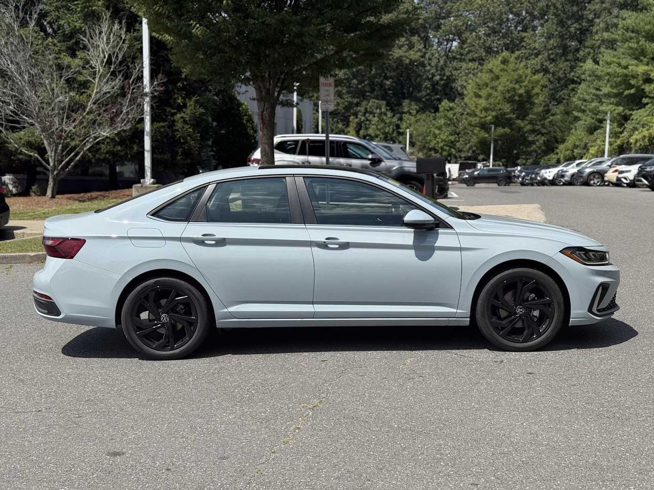 2025 Volkswagen Jetta SE Westborough MA