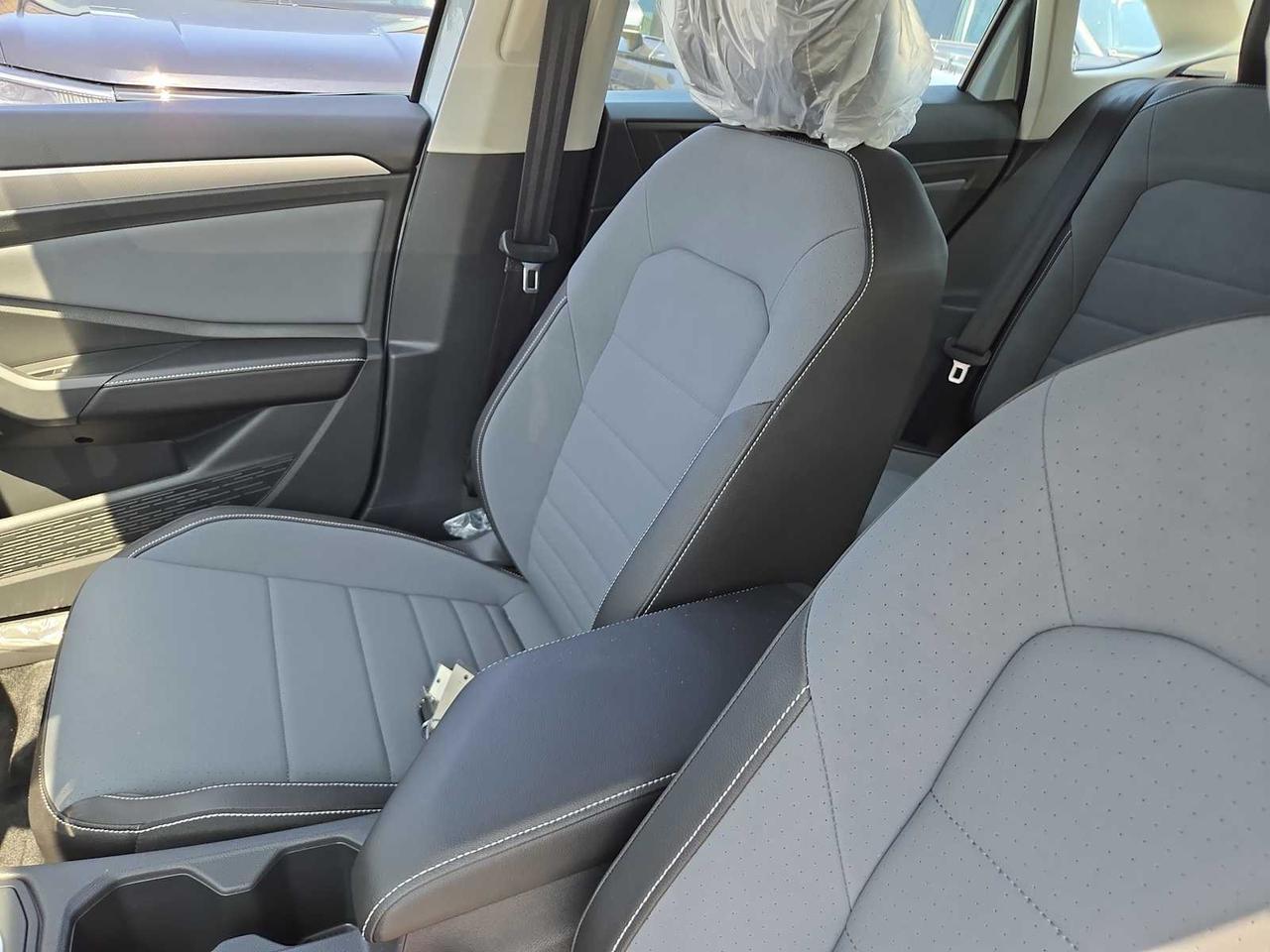 2025 Volkswagen Jetta SE Westborough MA