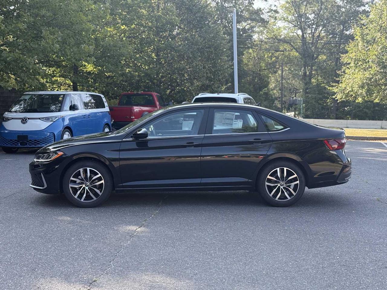 2025 Volkswagen Jetta SE Westborough MA