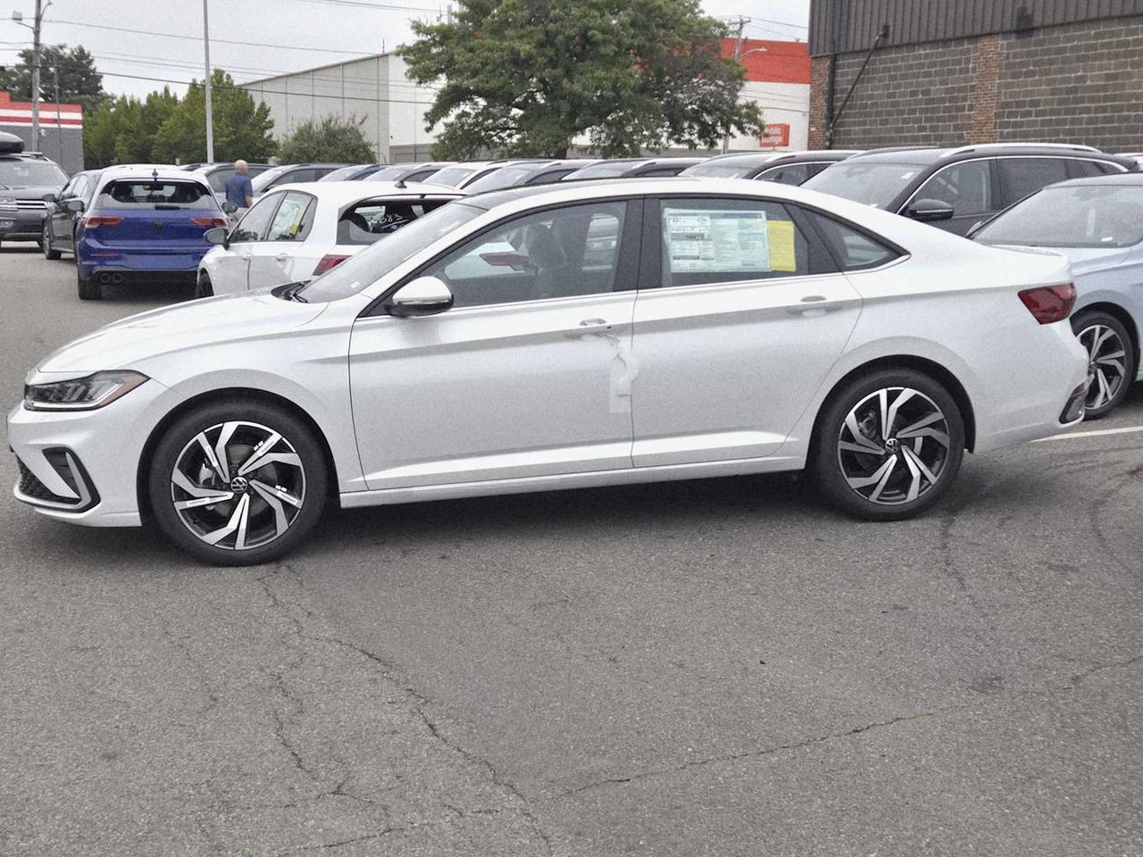 2025 Volkswagen Jetta SEL Medford MA