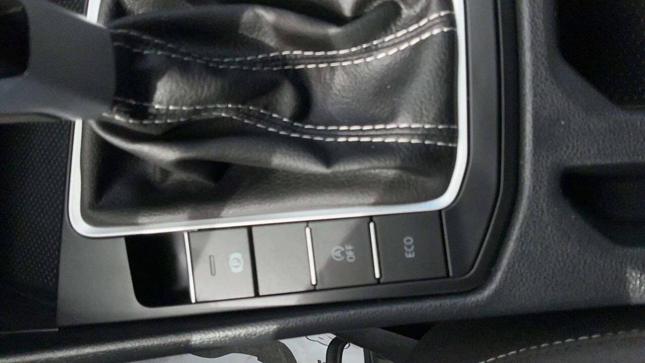 2025 Volkswagen Jetta Sport 4dr Sedan Chesterfield MI