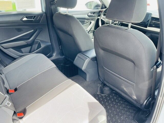 2025 Volkswagen Jetta Sport - Photo 12