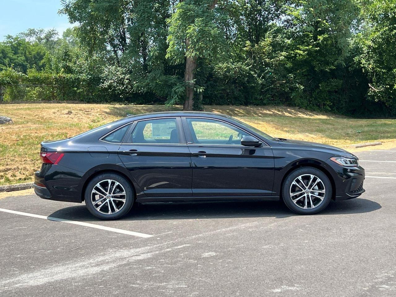 2025 Volkswagen Jetta Sport Hagerstown MD