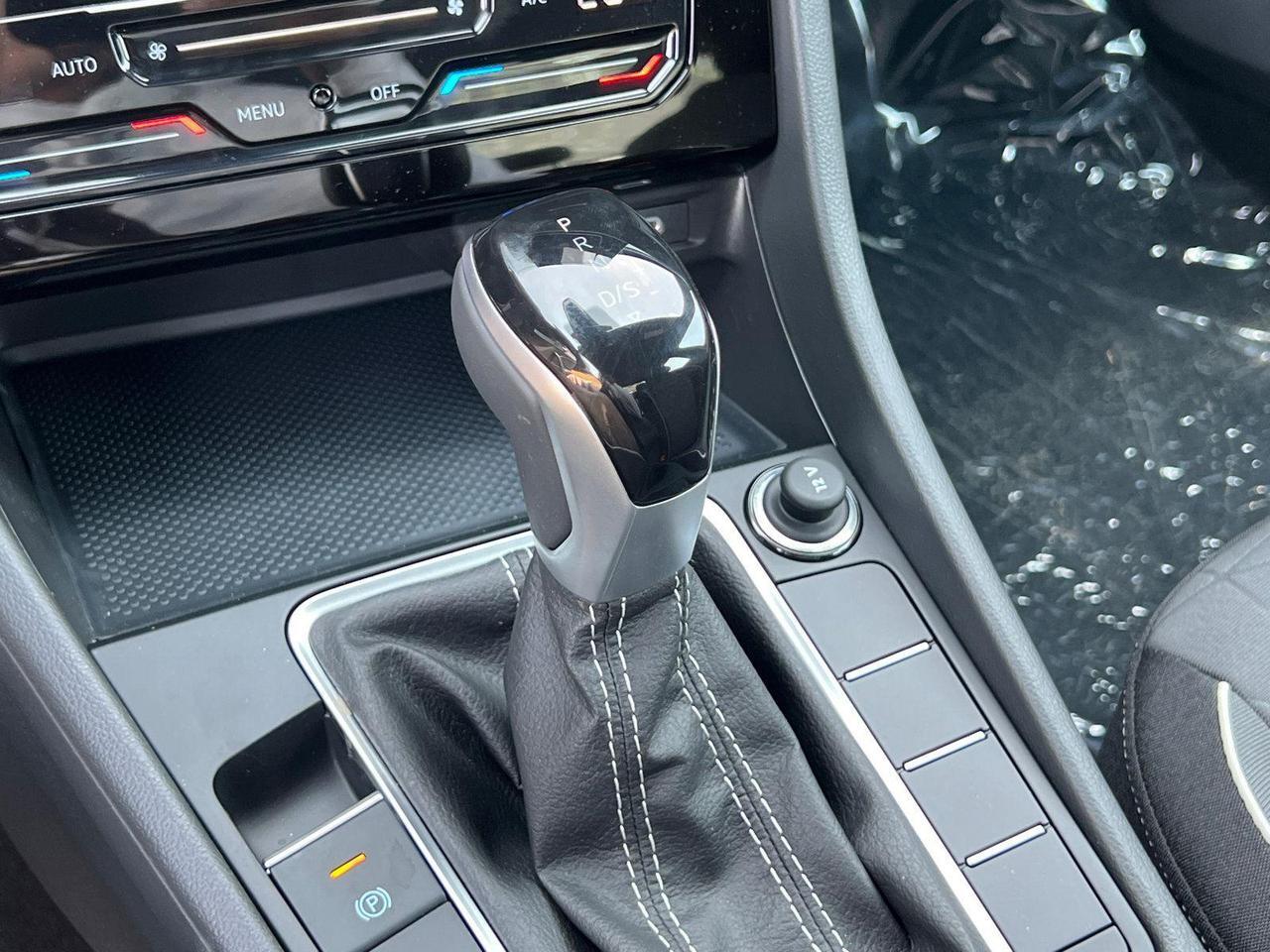 2025 Volkswagen Jetta Sport Hagerstown MD