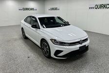 2025 Volkswagen Jetta Sport(ARRIVING END OF JULY/EARLY AUG)