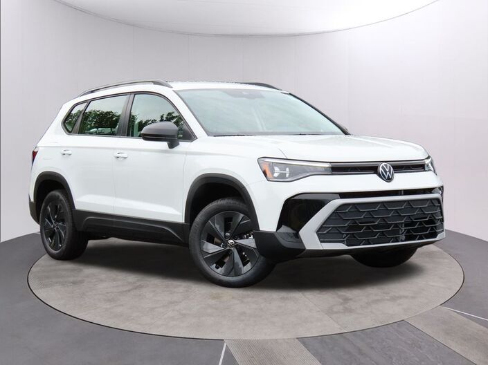 2025 Volkswagen Taos 1.5T S Oshkosh WI