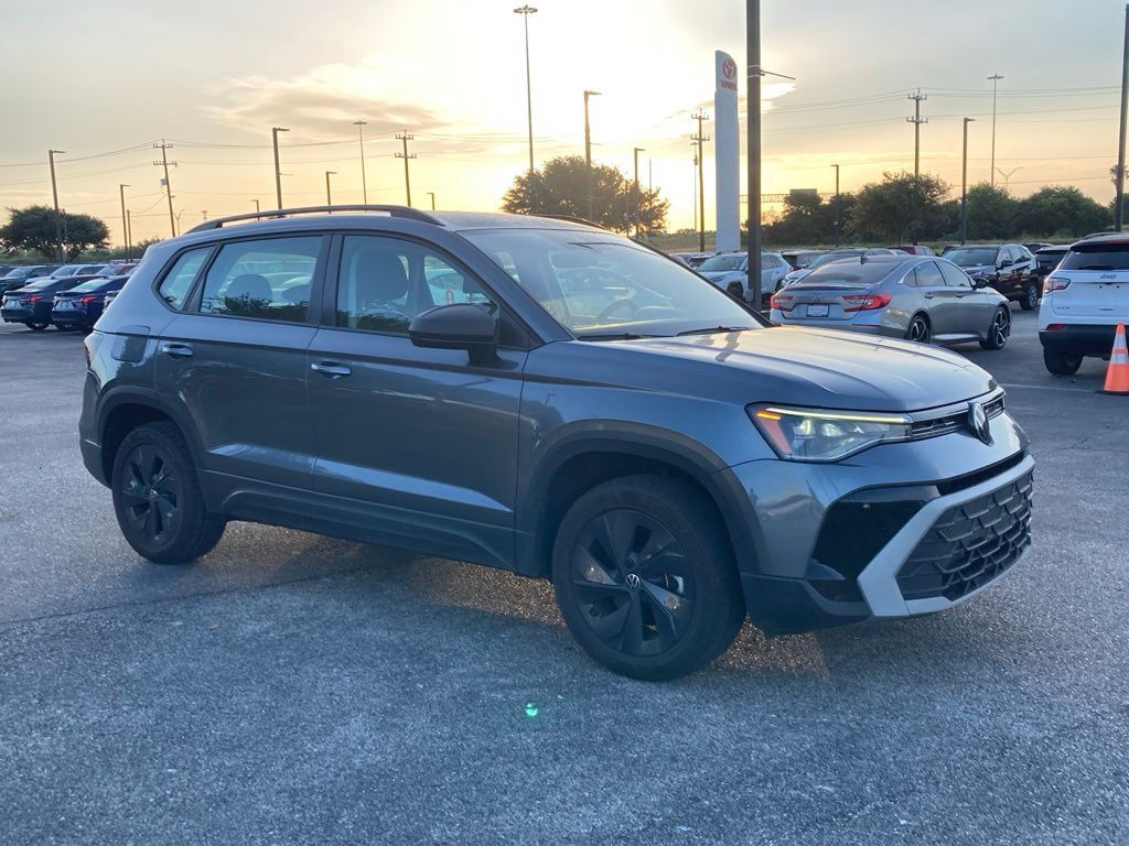 2025 Volkswagen Taos 1.5T S