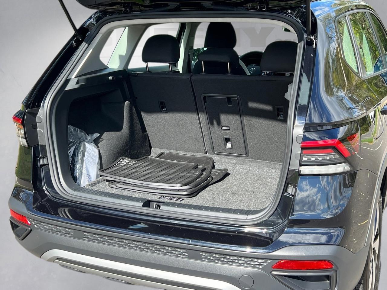 2025 Volkswagen Taos 1.5T S Hagerstown MD