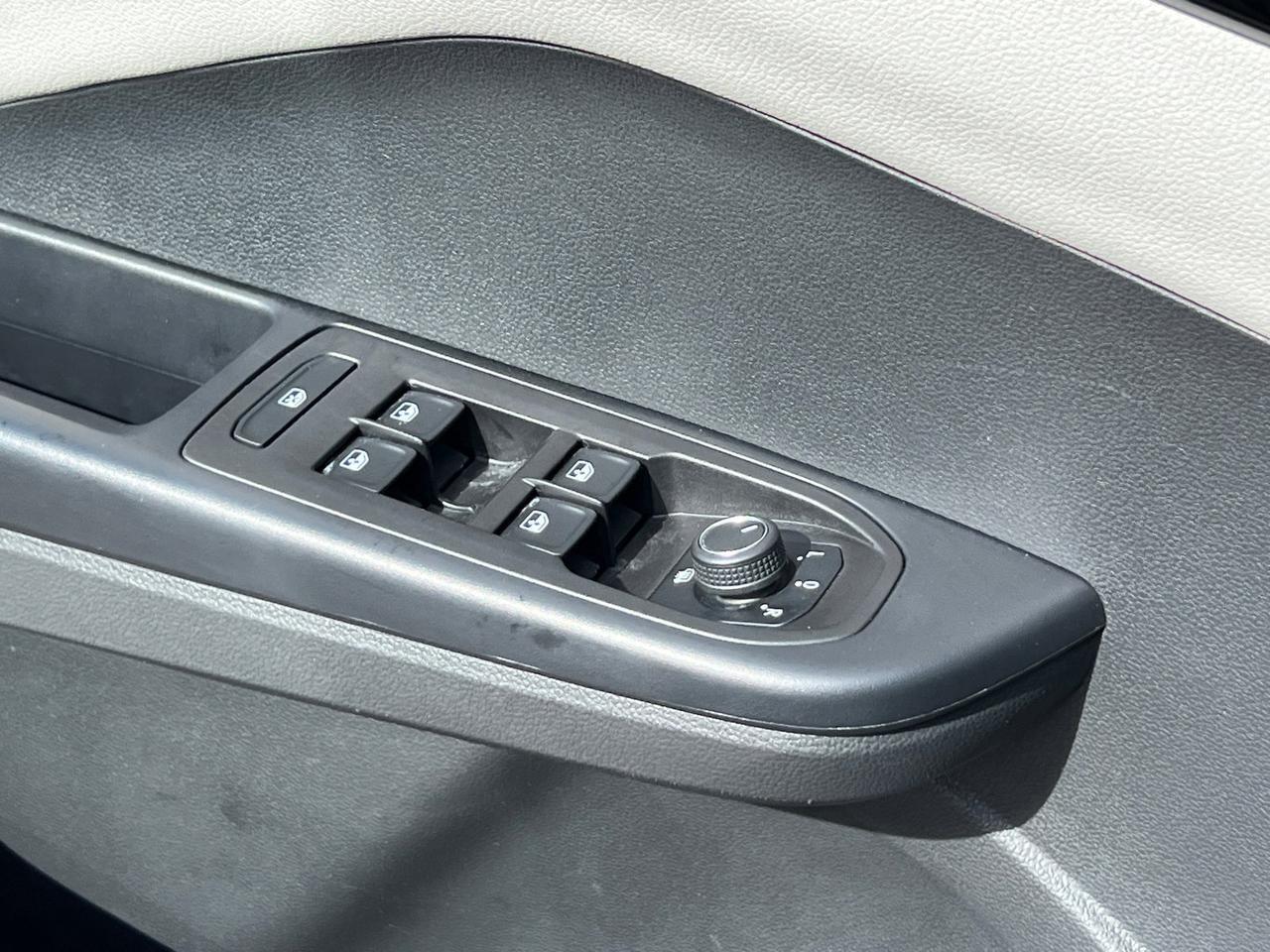 2025 Volkswagen Taos 1.5T S Hagerstown MD