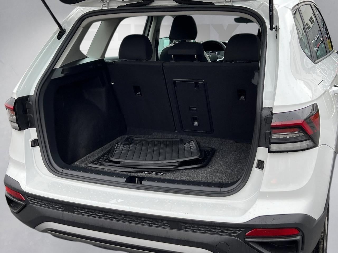 2025 Volkswagen Taos 1.5T S Hagerstown MD