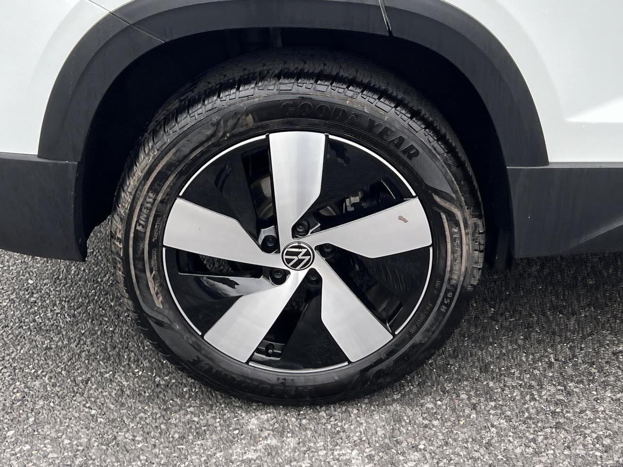 2025 Volkswagen Taos 1.5T S Hagerstown MD