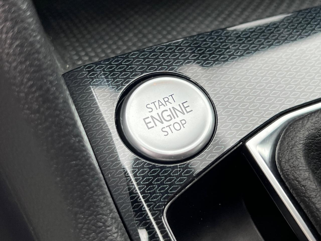 2025 Volkswagen Taos 1.5T S Hagerstown MD